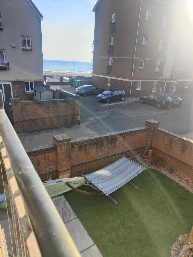 Shoreline Seaside Holiday Home Aberavon Beach Port Talbot Exterior photo